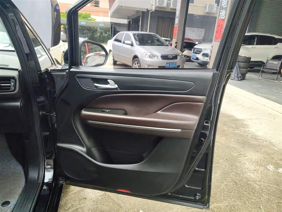 Trumpchi Trumpchi M6 Trumpchi Trumpchi M6