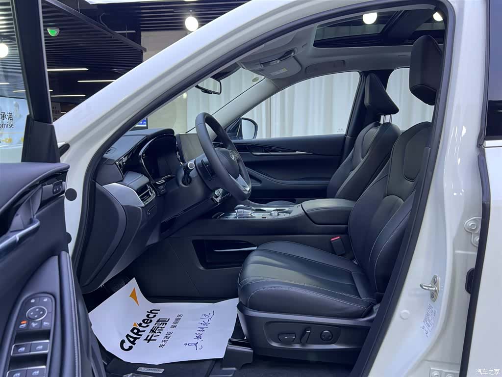 Infiniti QX60, 2023 7