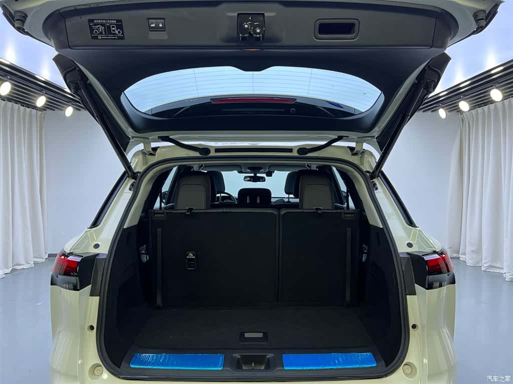 Infiniti QX60, 2023 28