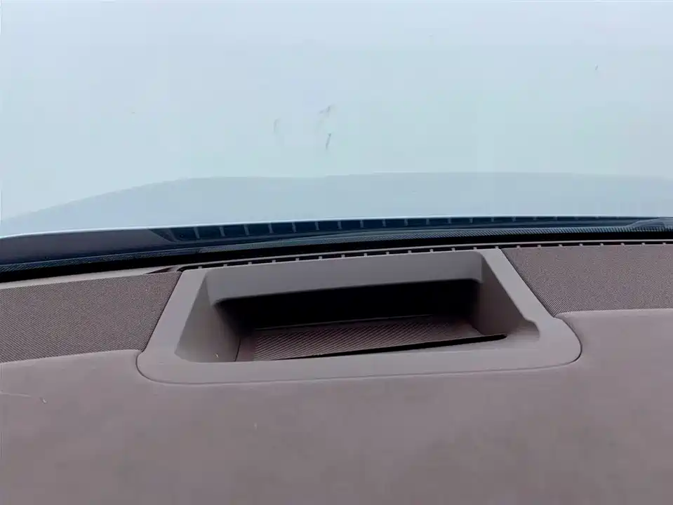 AITO Ask the world M7