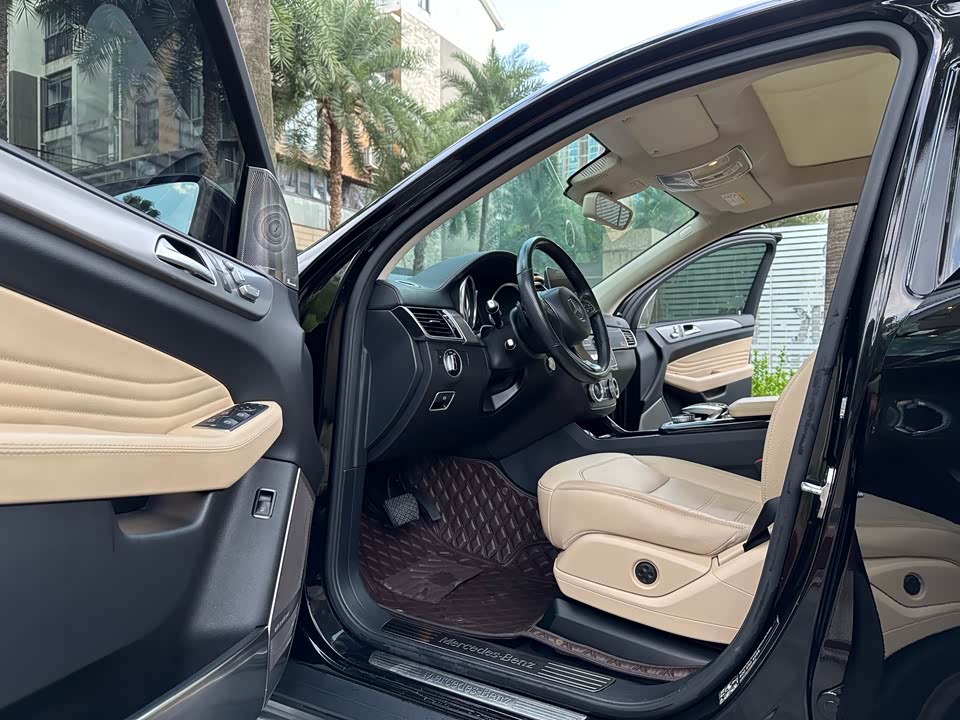 Mercedes-Benz GLE coupe