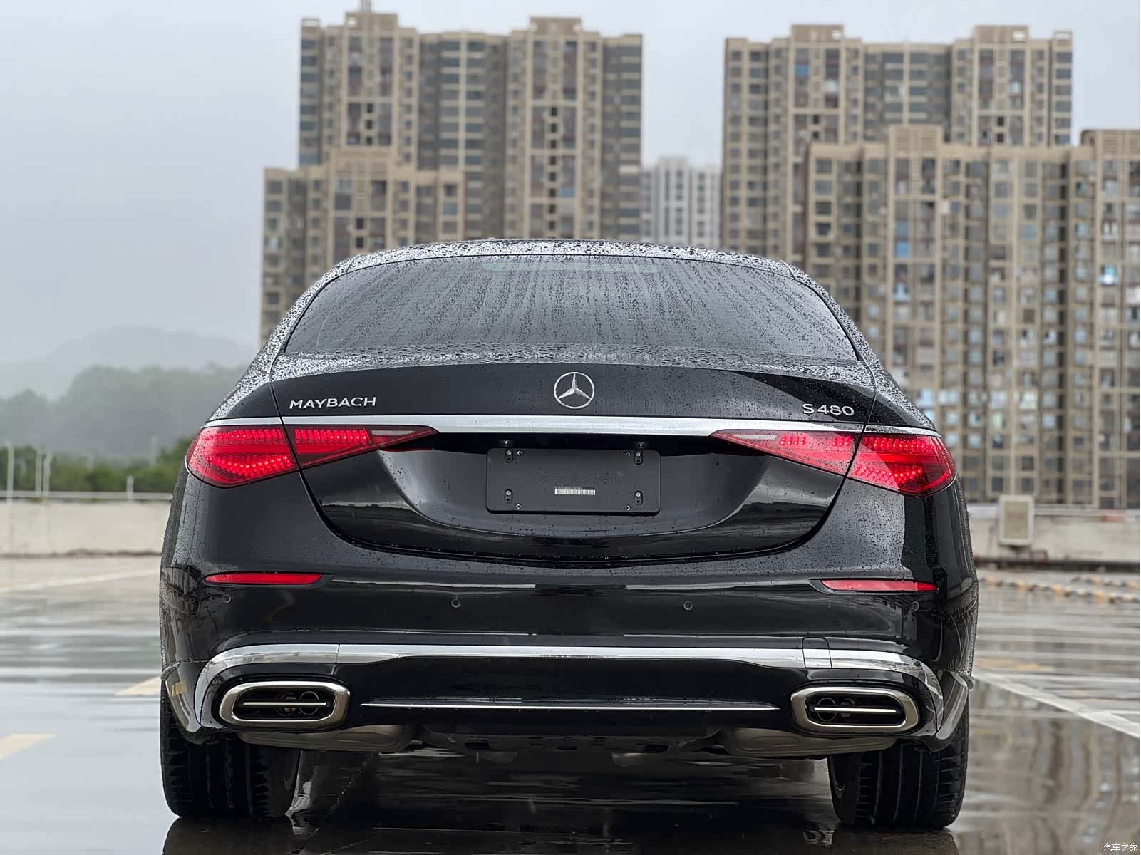 Maybach S-Class, 2023 12