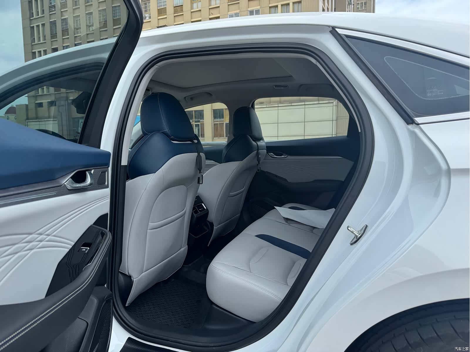 Geely Preface, 2022 11