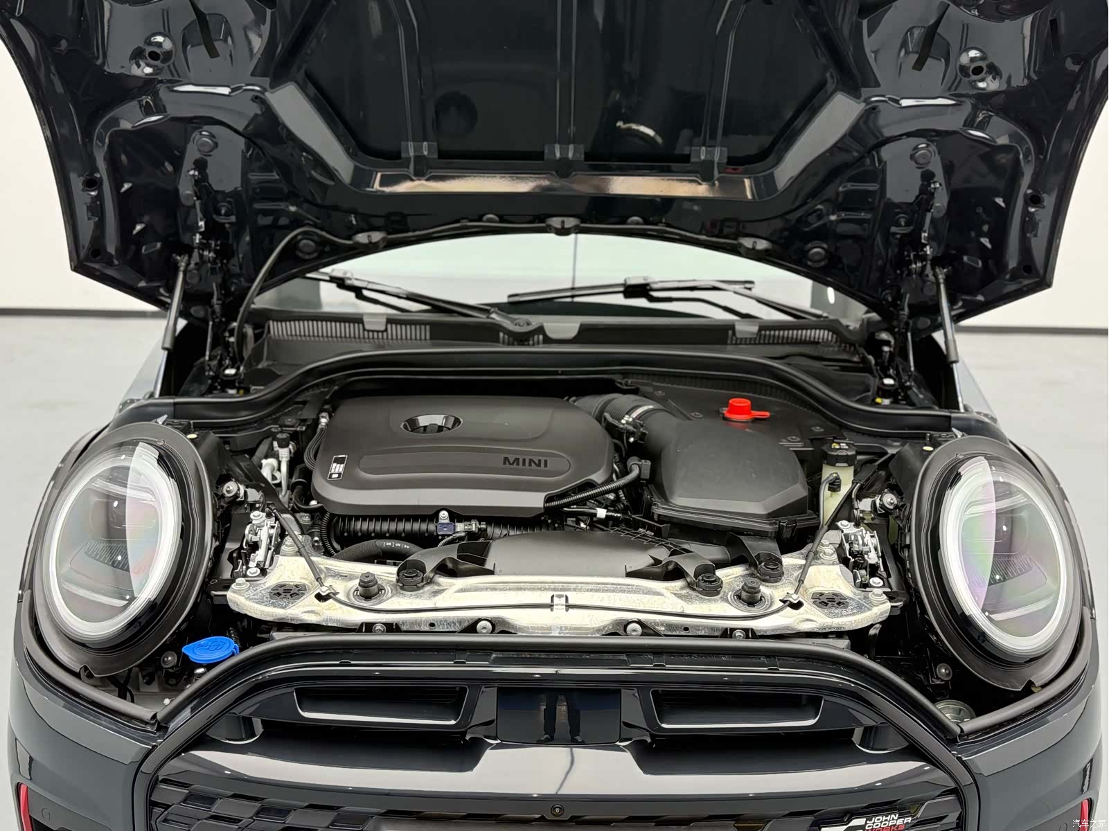 Mini Cooper, 2025 8