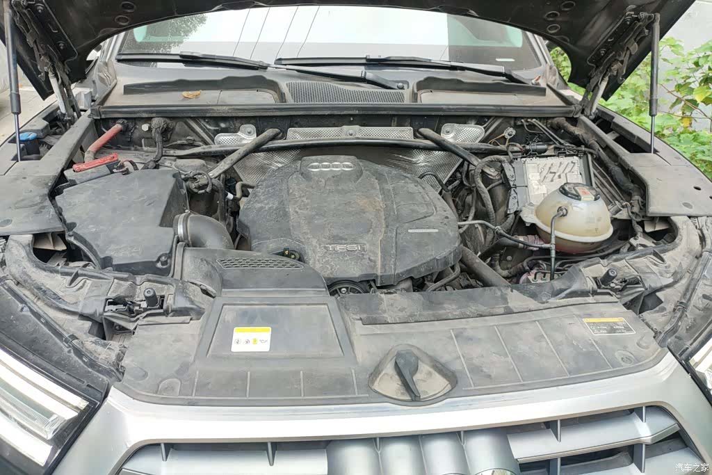 Audi Q5L, 2021 10