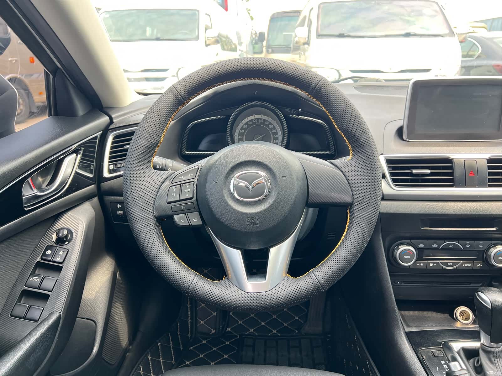 Mazda Mazda3, 2016 15