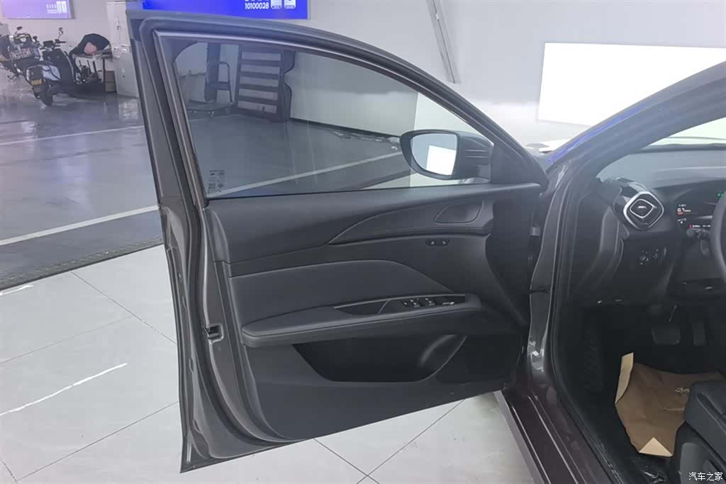 MG MG5, 2026 7