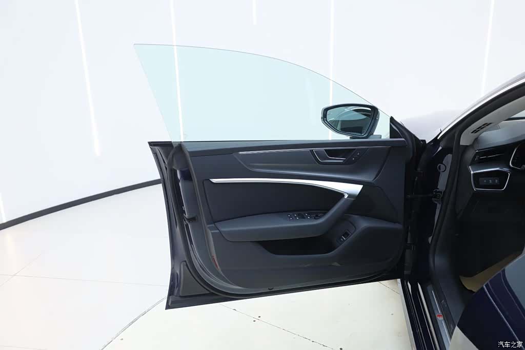 Audi A7L, 2024 25