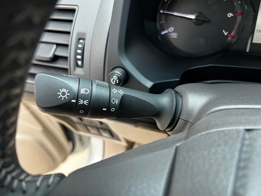 Toyota Prado 2024, фото 8