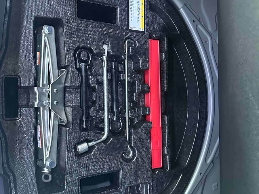 Toyota Corolla 2022, фото 17