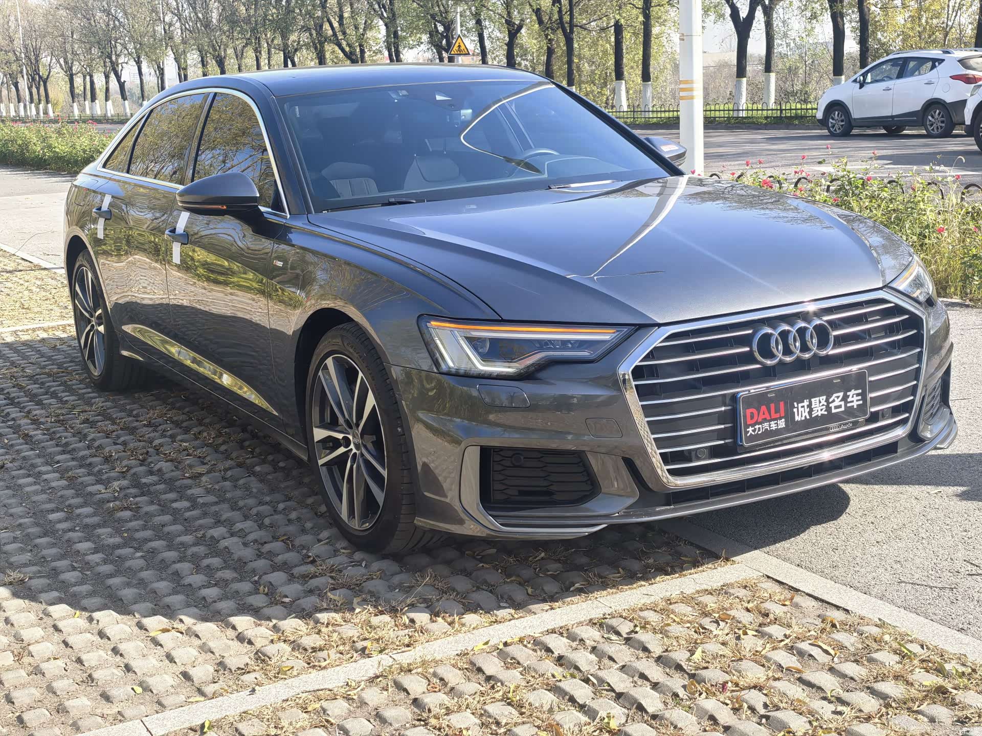 Audi A6L, 2020 3