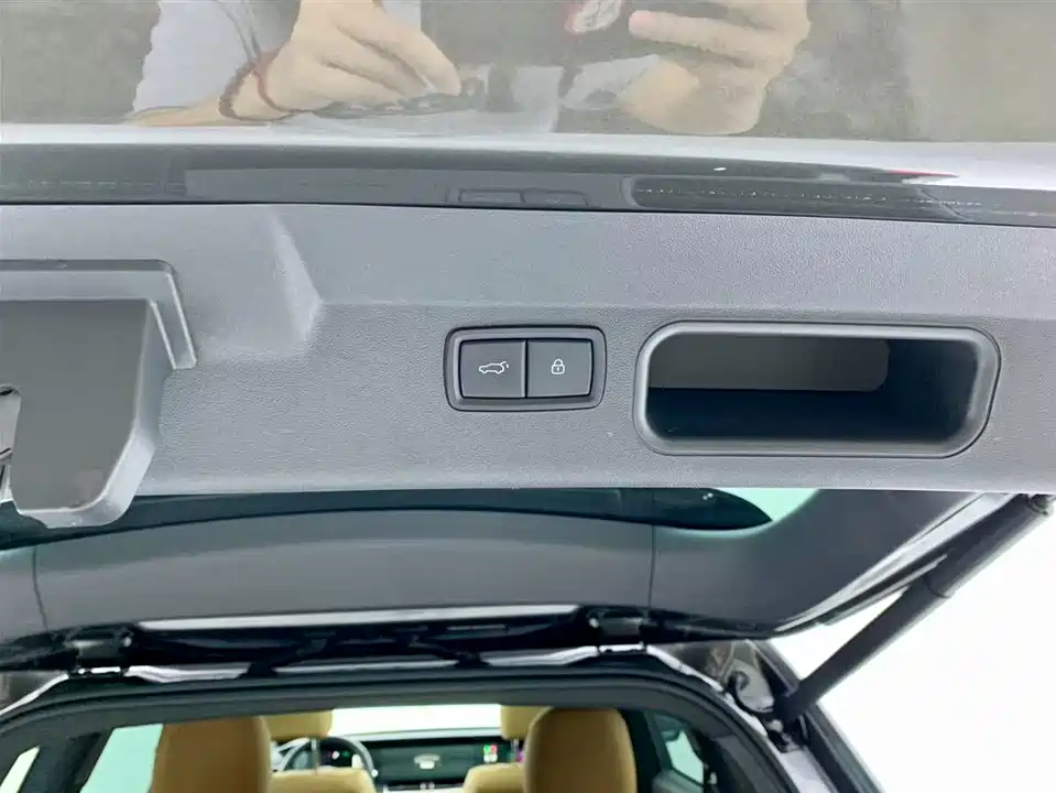 Li Auto Ideal ONE