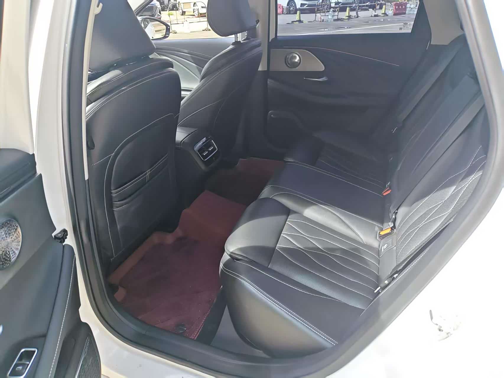 Chery Arrizo 8, 2022 9