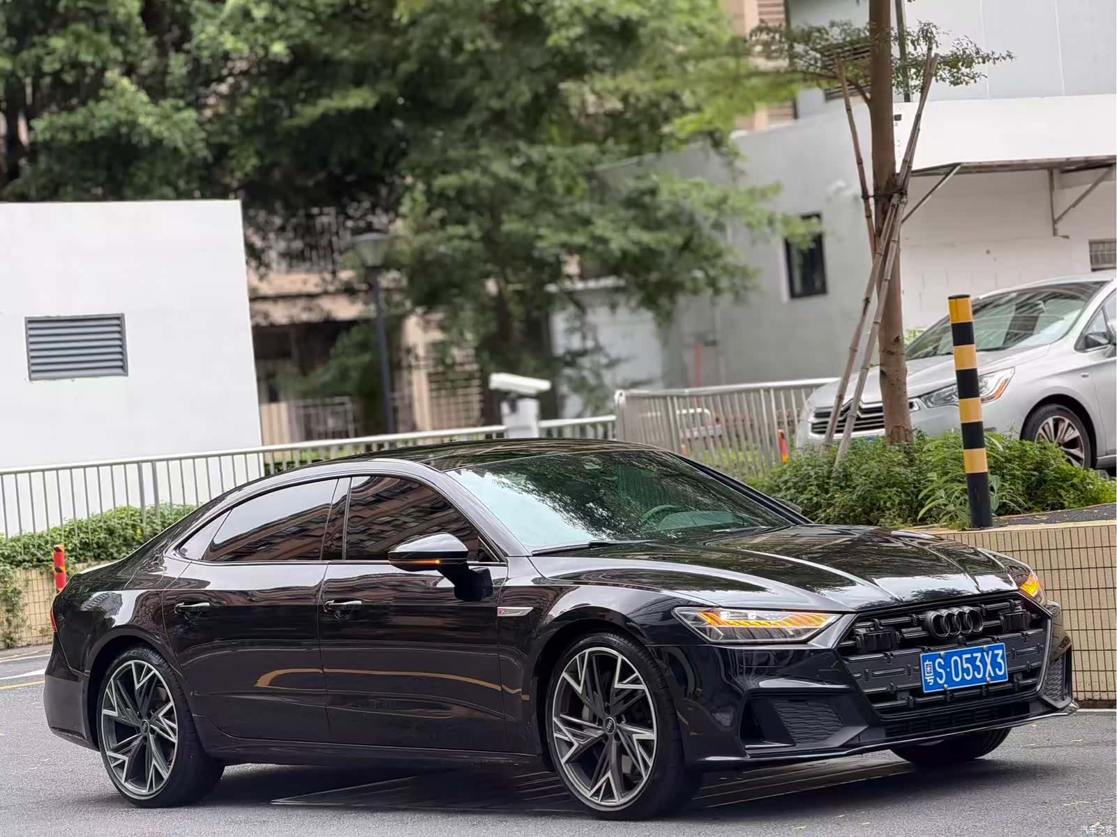 Audi A7L, 2023 2
