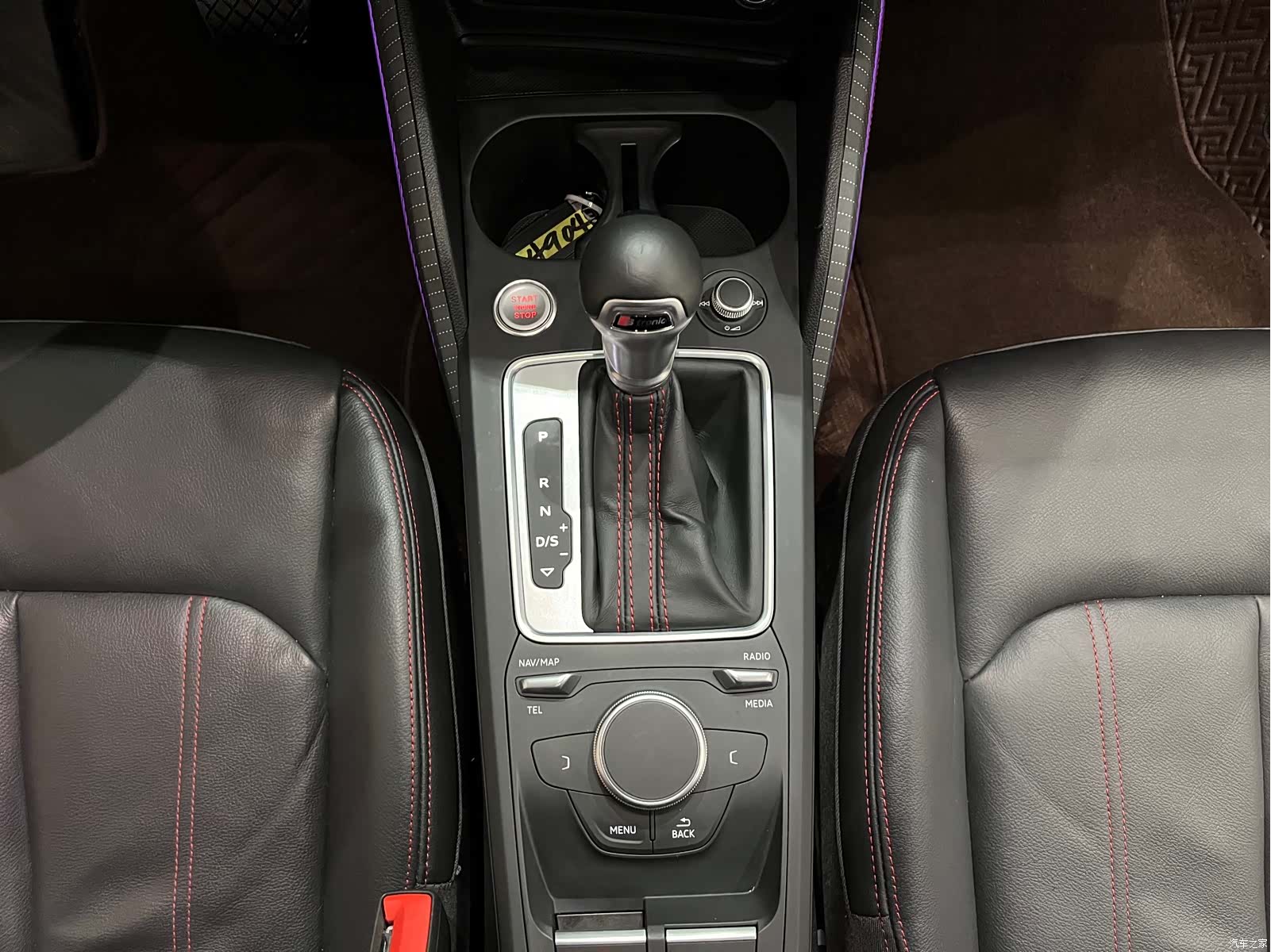 Audi Q2L, 2022 15