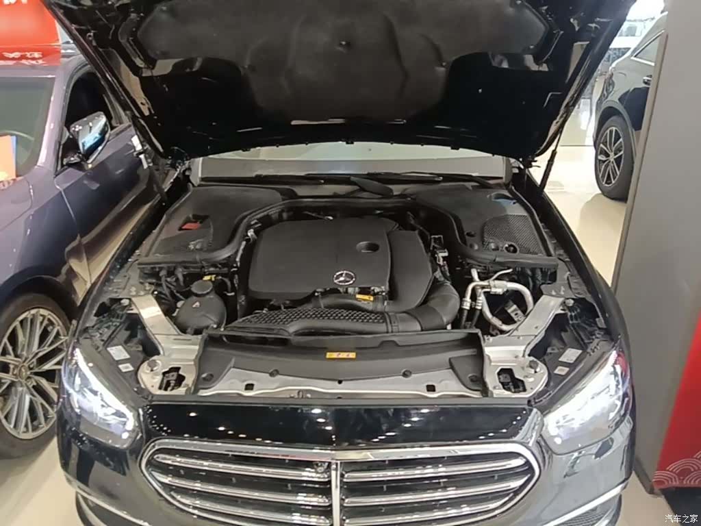 Mercedes-Benz E-Class, 2022 20