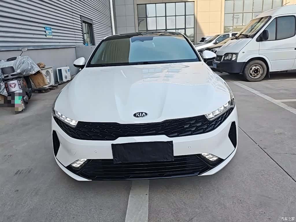 Kia K5, 2021 3