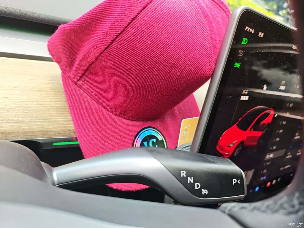 Tesla Model Y, 2023 11