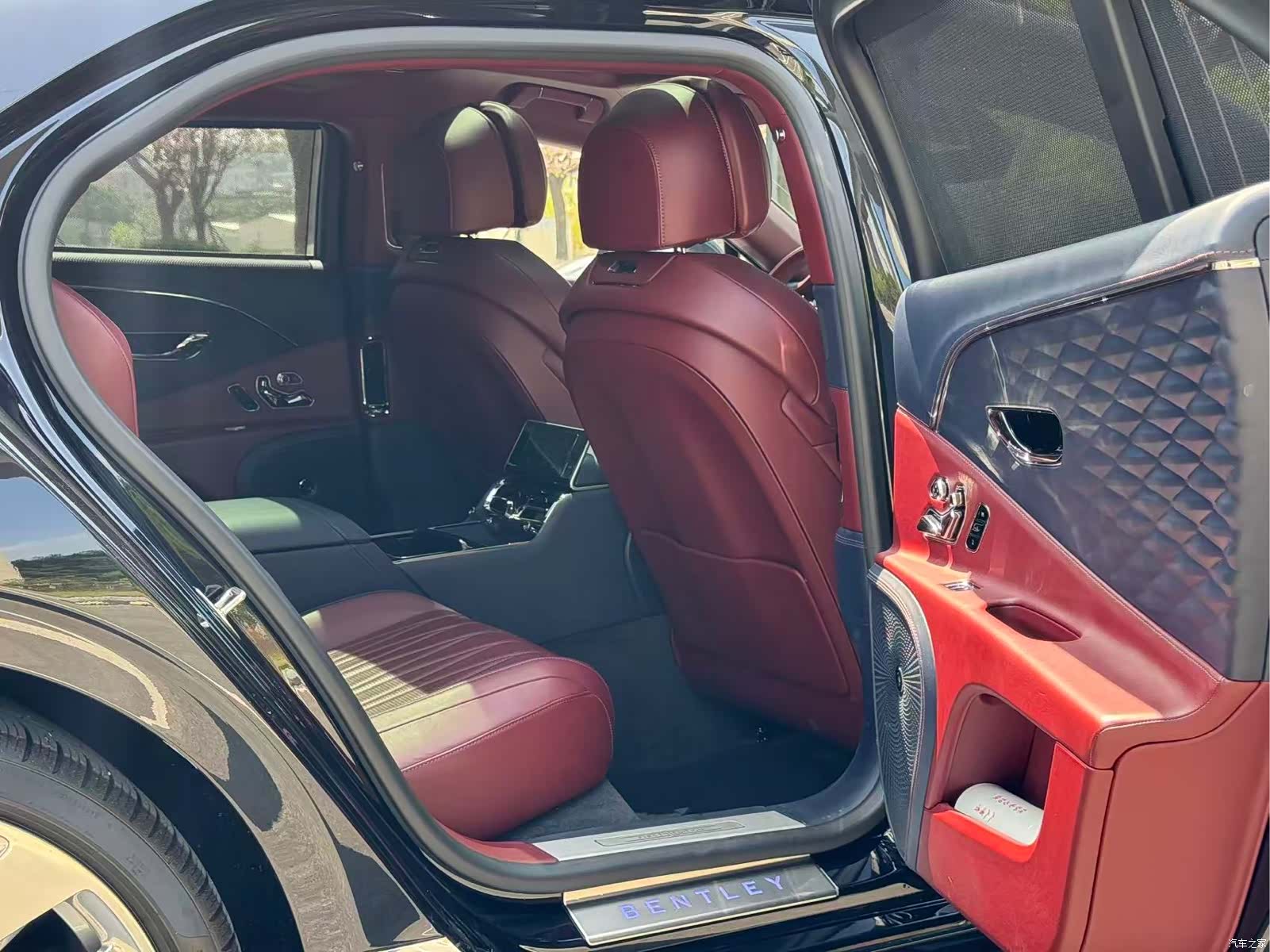 Bentley Flying Spur, 2021 все фото