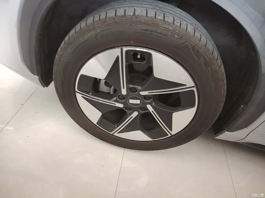 Geely Galaxy E5, 2024 23
