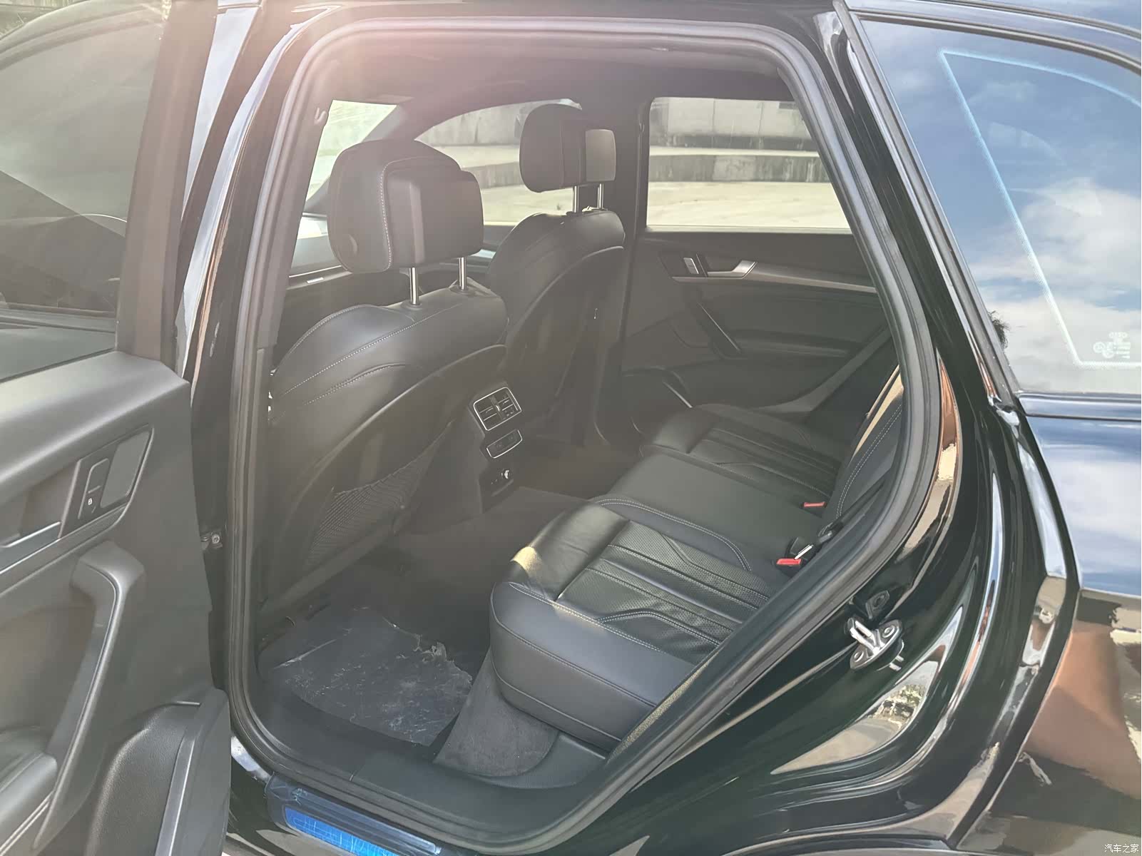 Audi Q5L, 2024 все фото
