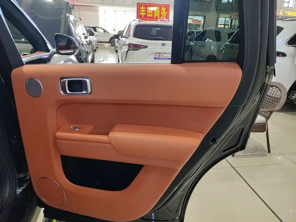 Li Auto Ideal L9