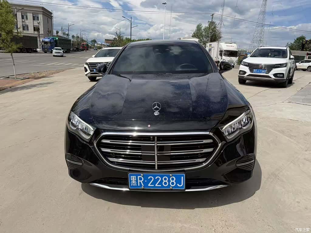 Mercedes-Benz E-Class, 2024 2