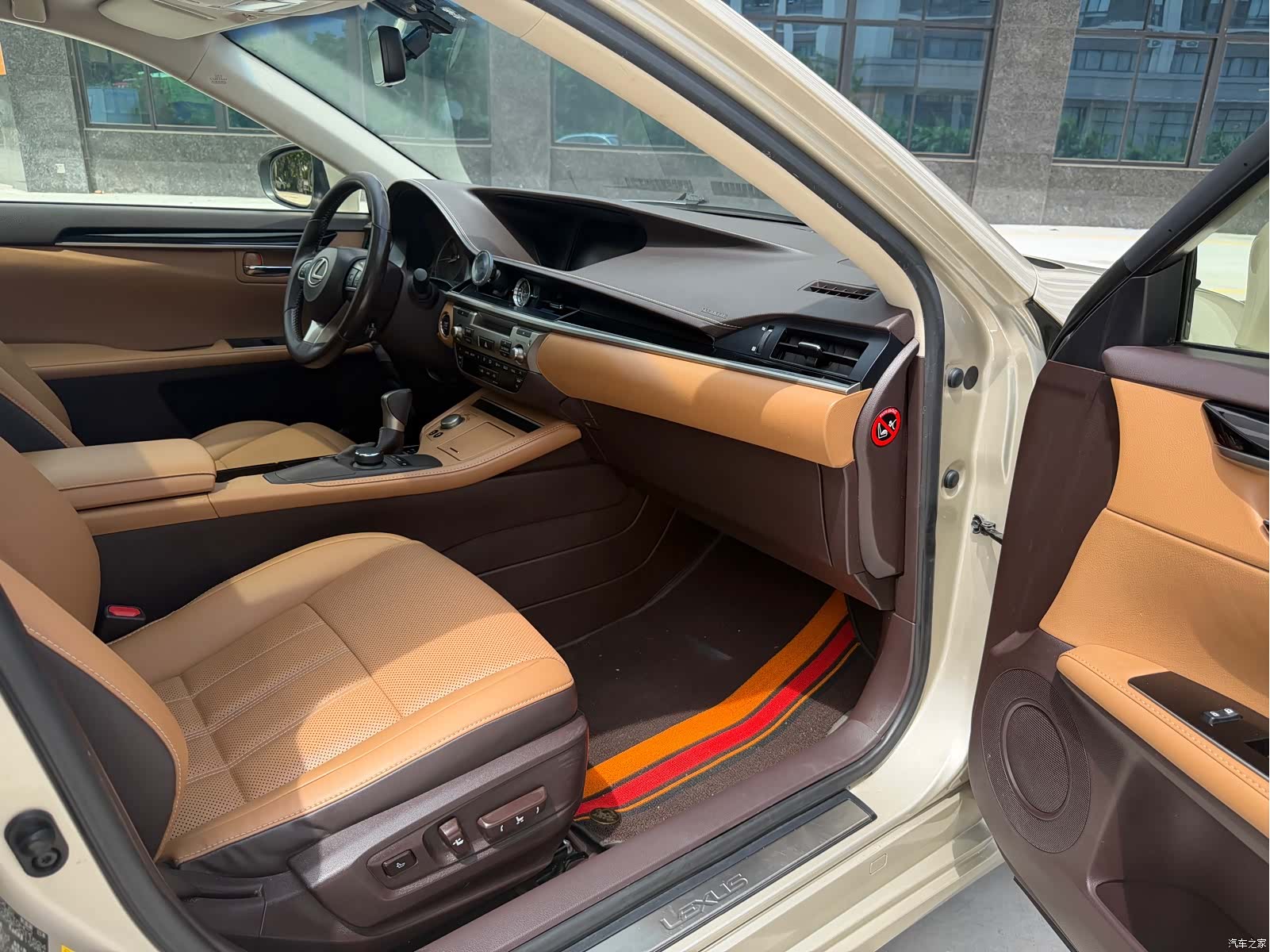 Lexus ES, 2015 8