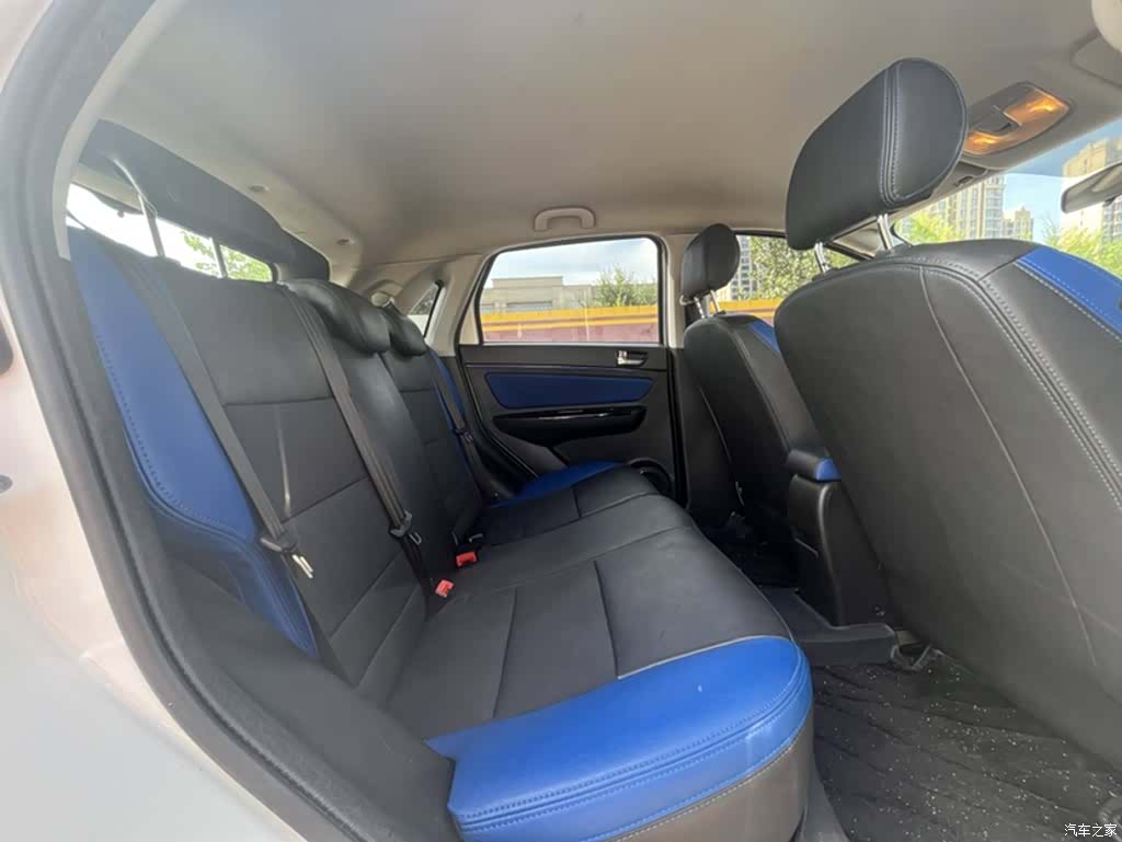 BAIC EX360, 2019 14
