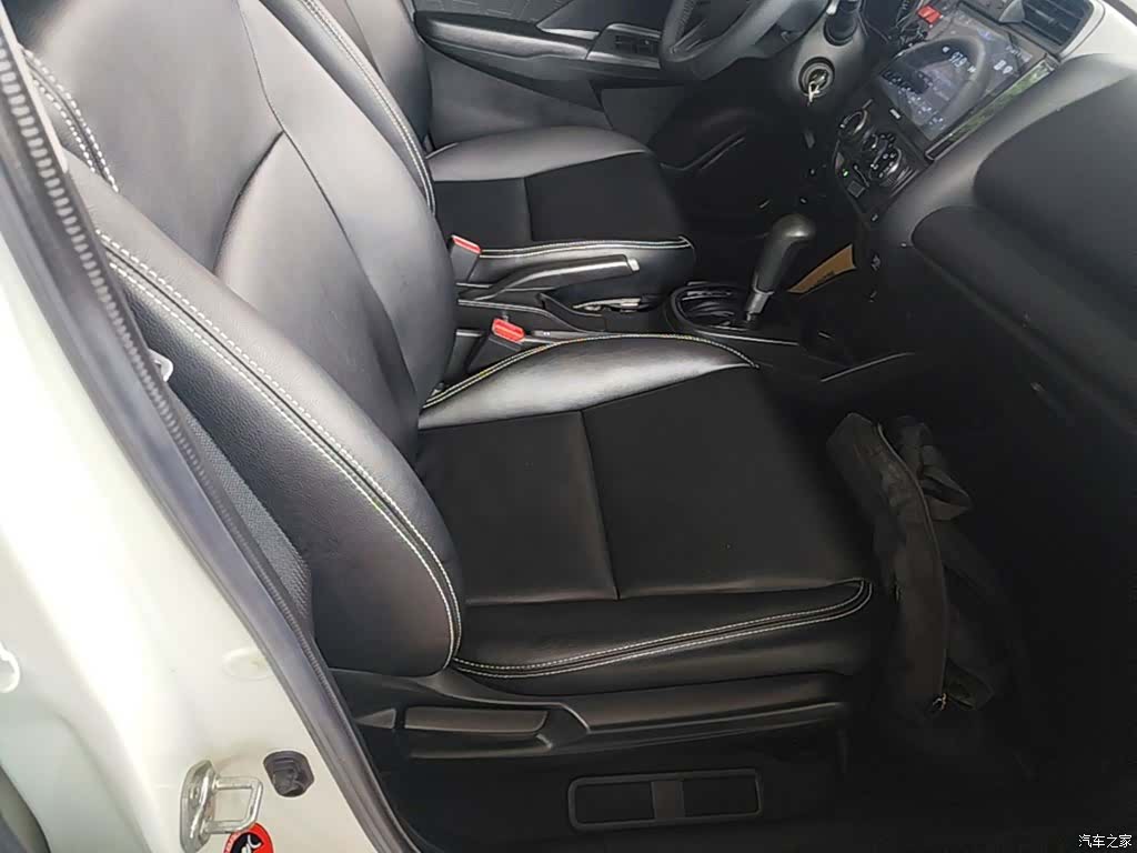 Honda Fit, 2016 25