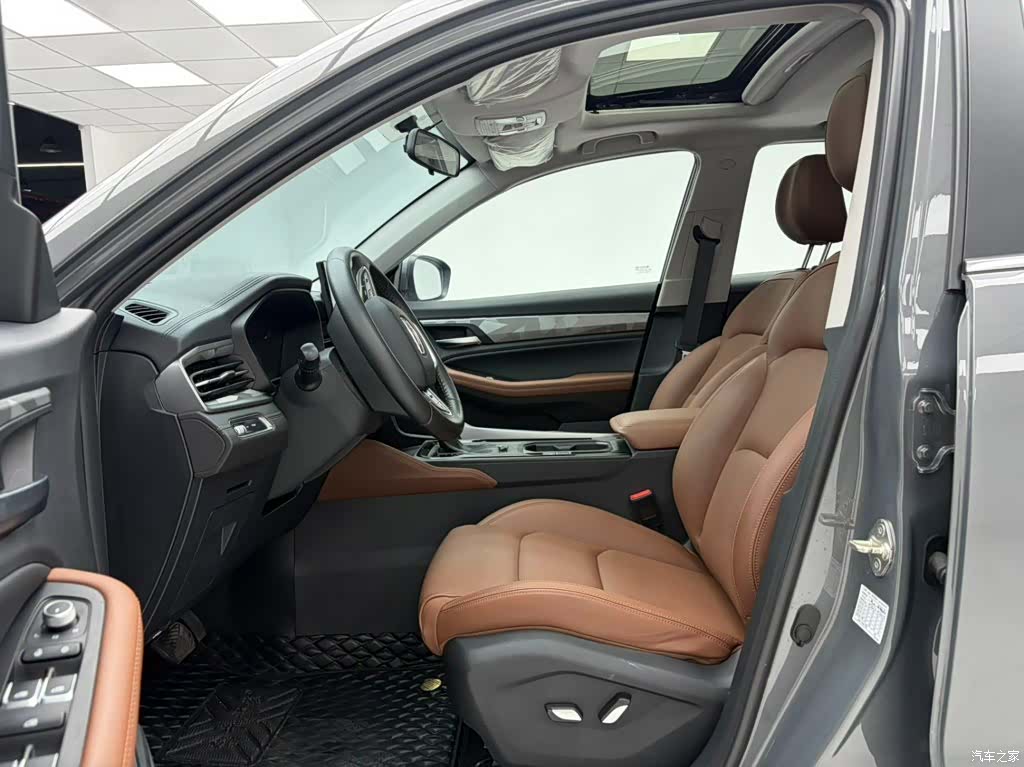 Geely X6, 2022 15