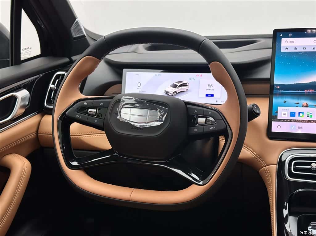 Geely Boyue, 2025 12
