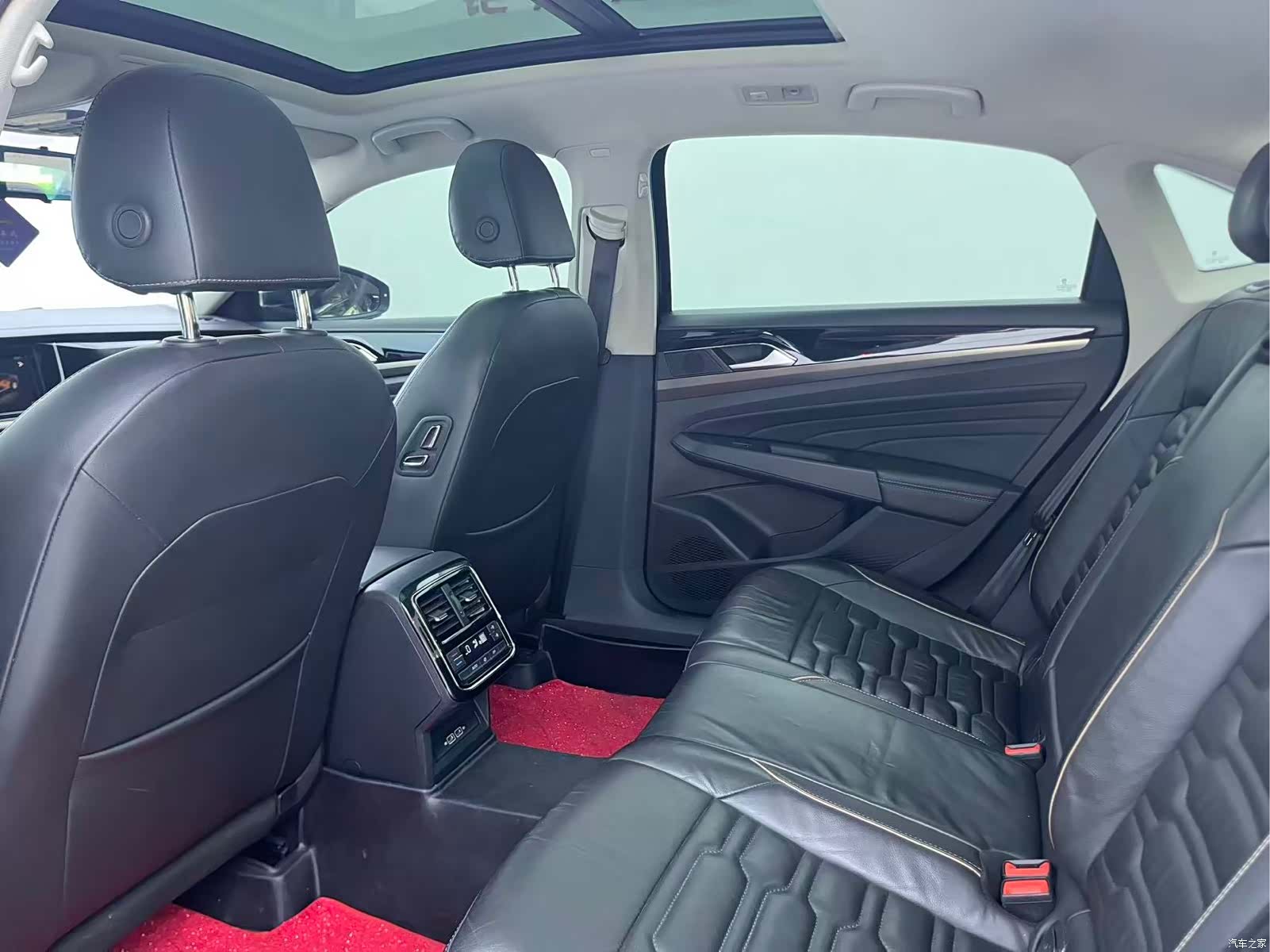 Volkswagen Passat, 2019 11