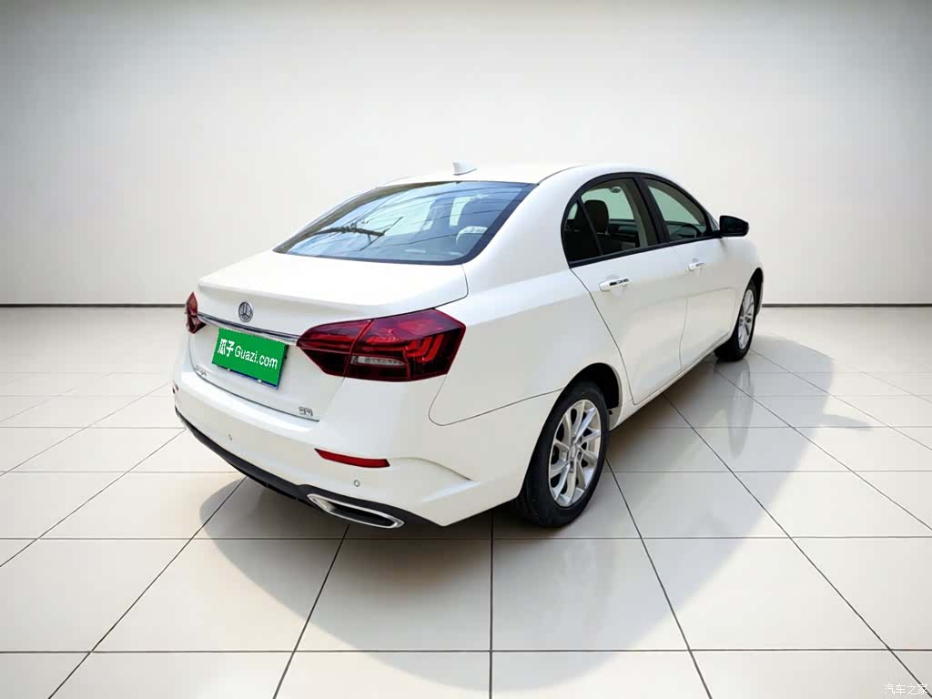 Geely Emgrand, 2021 4