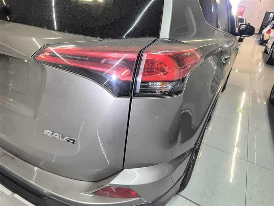 Toyota RAV4 Rongfang