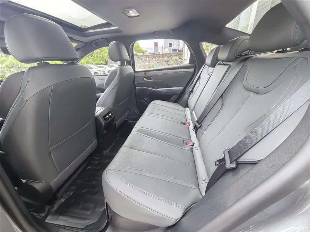 BYD Qin, 2025 11
