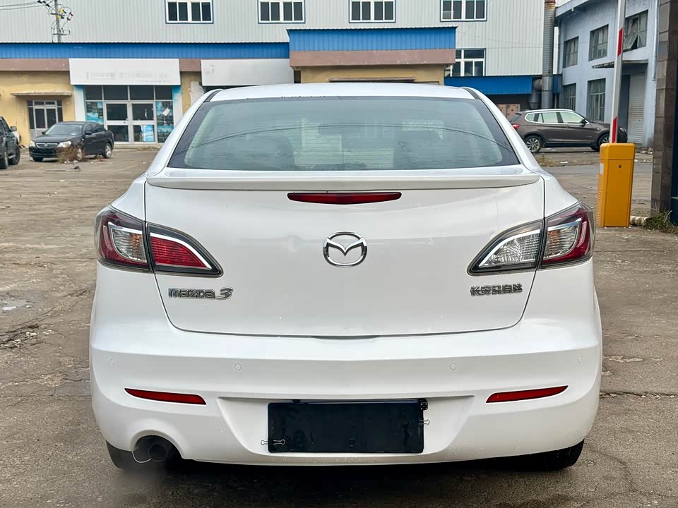Mazda 3 star Cheng