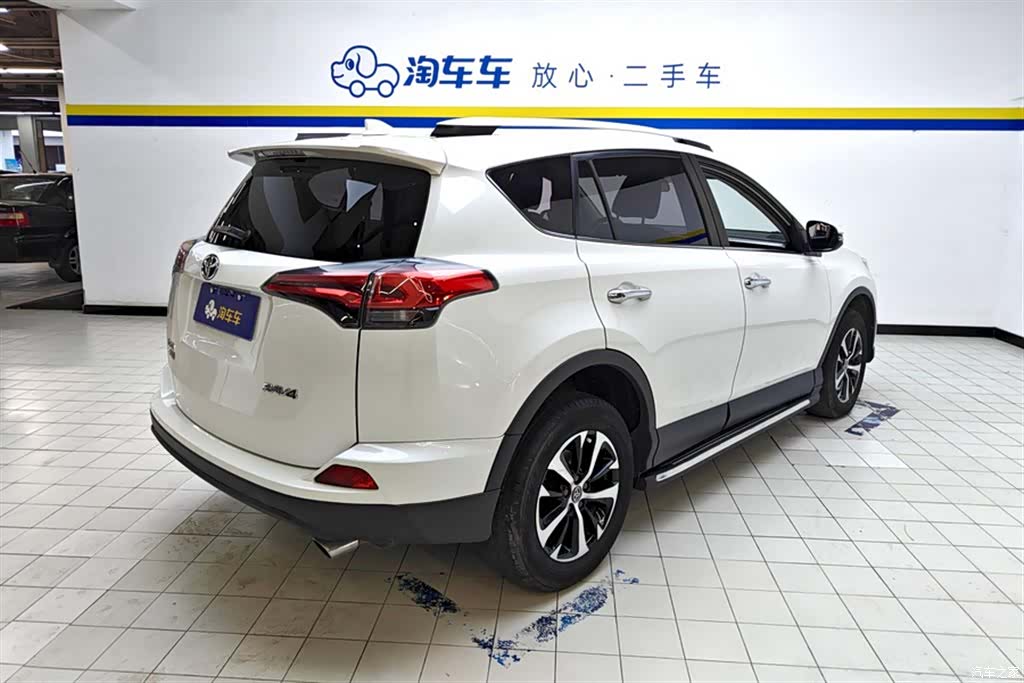 Toyota RAV4, 2018 3