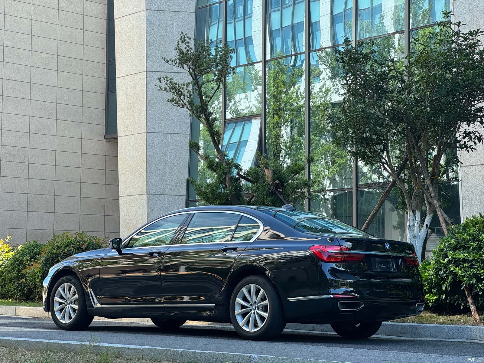 BMW 7 Series, 2016 8