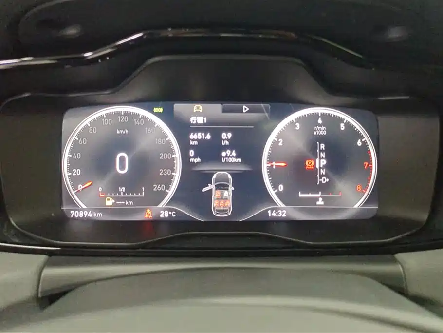 Lynk & Co 02