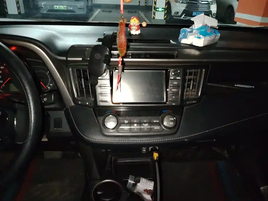 Toyota RAV4 Rongfang