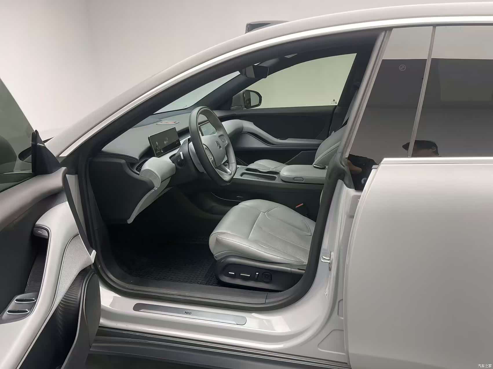 NIO ET5, 2024 10