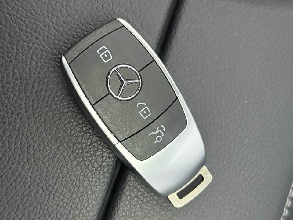 Mercedes-Benz GLC Mercedes-Benz GLC