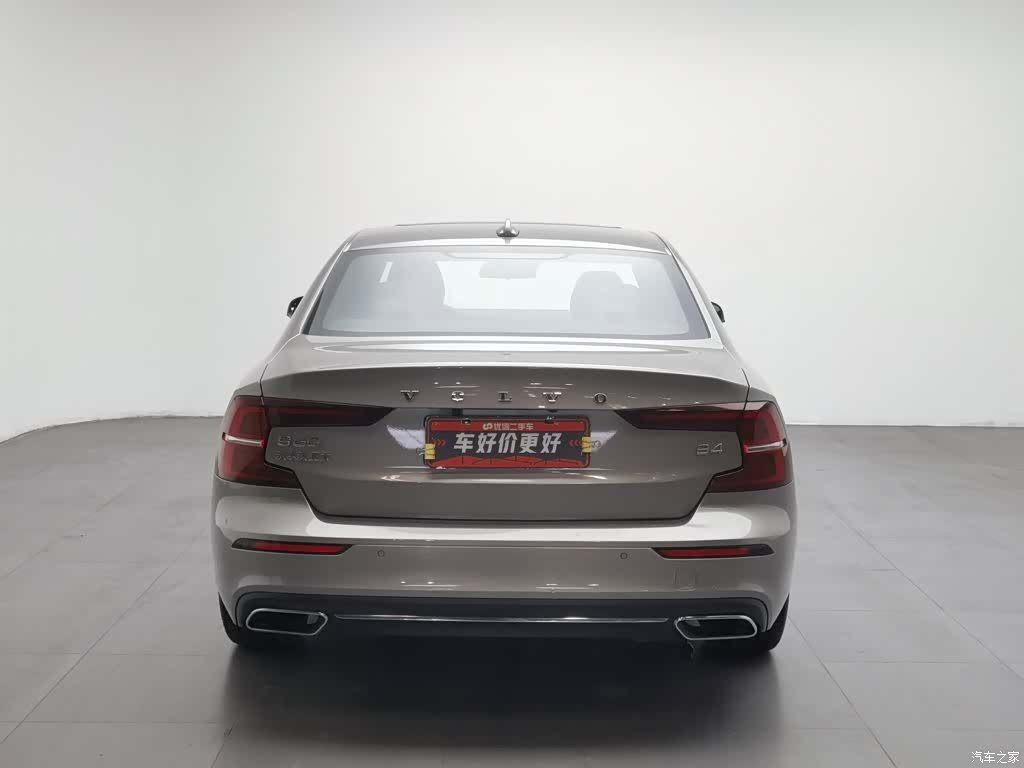 Volvo S60, 2021 4