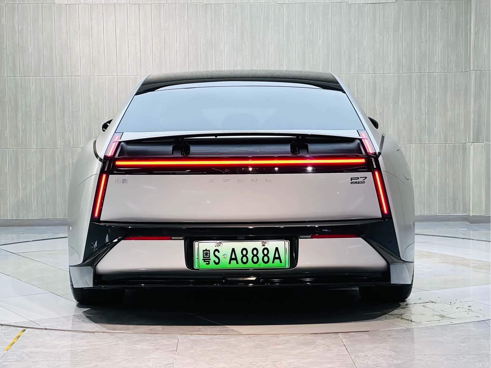Xpeng P7, 2025 6