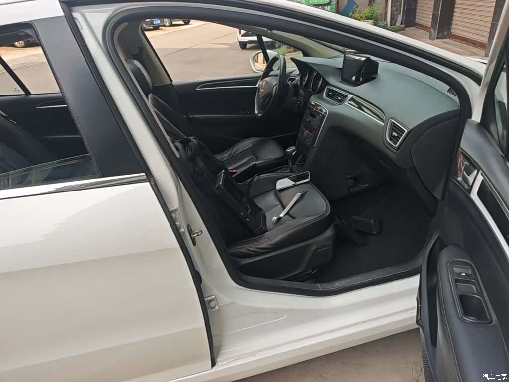 Peugeot 308, 2016 25