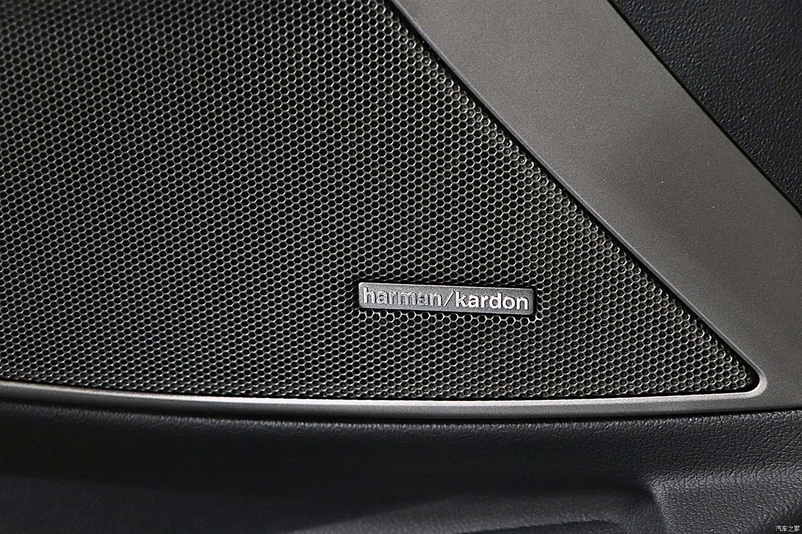 BMW M3, 2025 22
