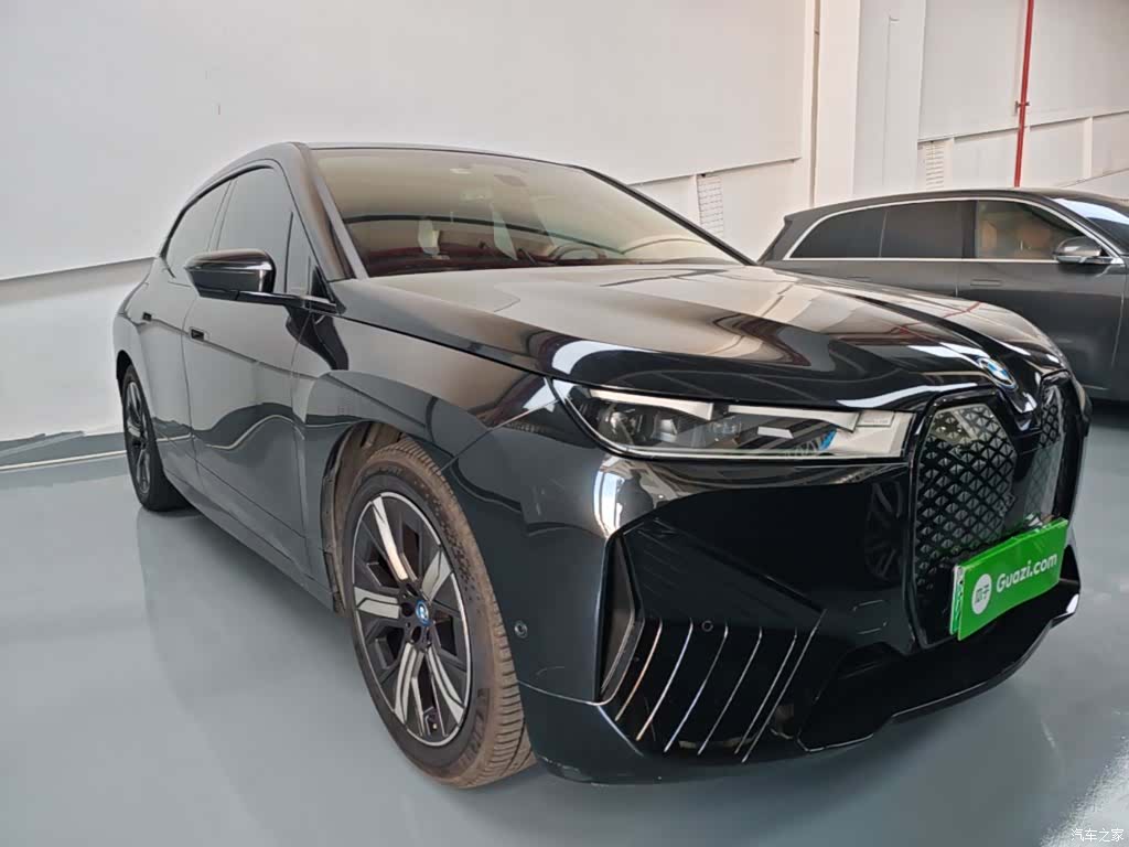 BMW iX, 2023 4