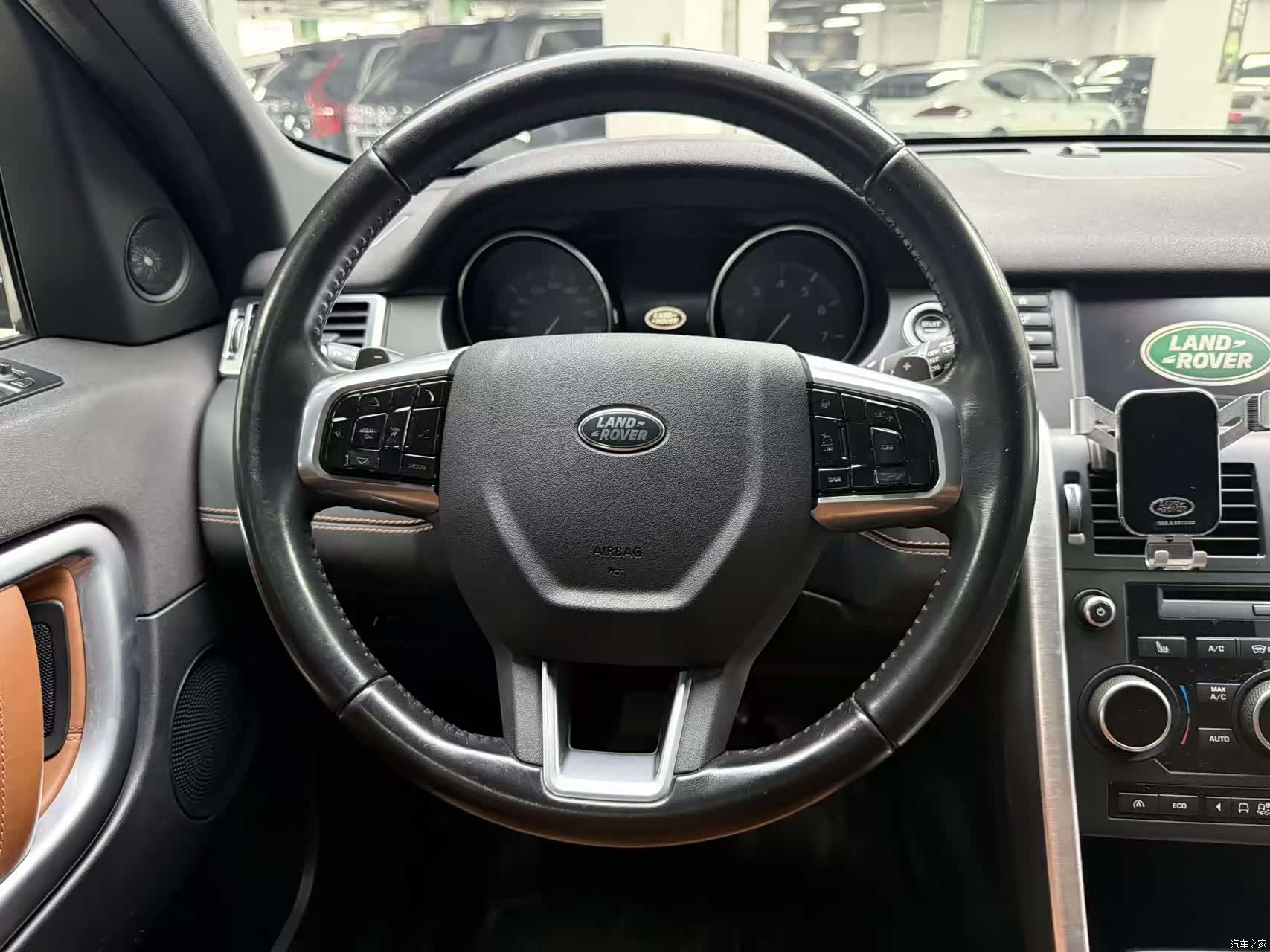 Land Rover Discovery, 2016 10