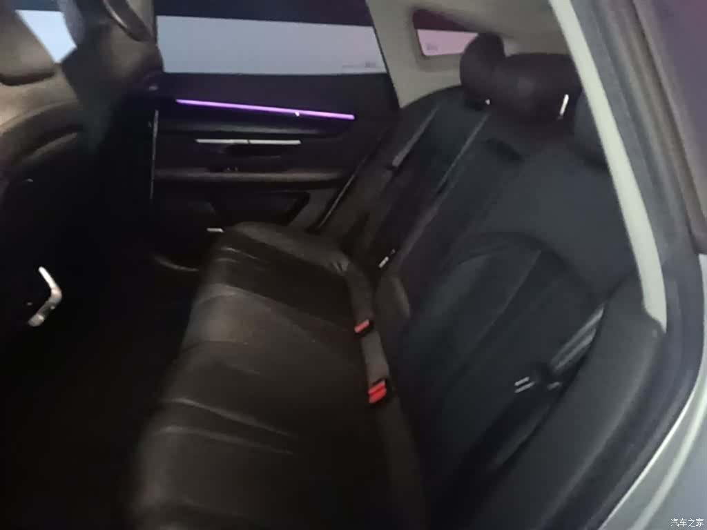 Xpeng P7, 2021 17